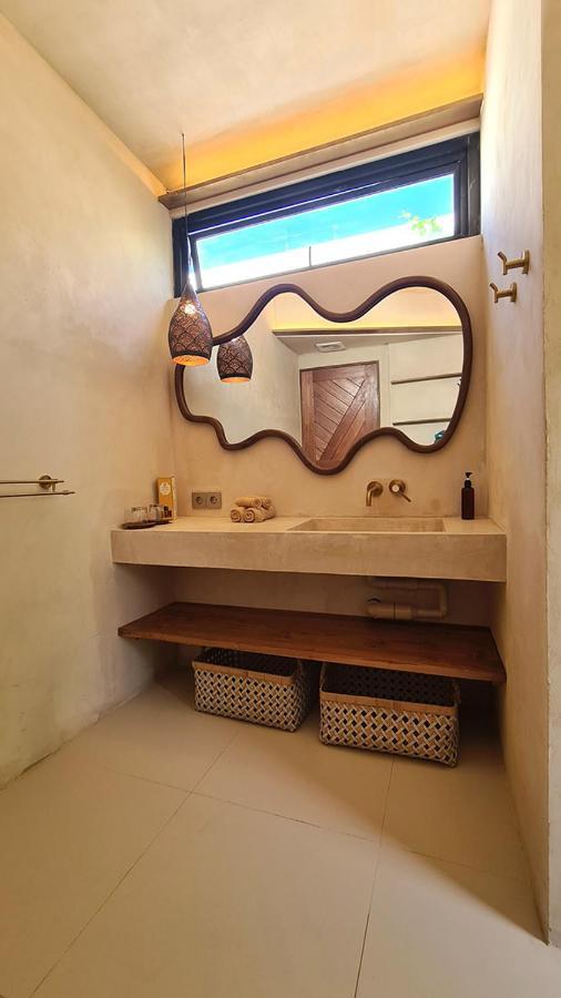 Shore Thing Gili Air Beachfront Apartment Εξωτερικό φωτογραφία
