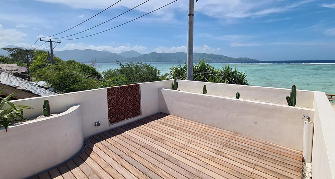 Shore Thing Gili Air Beachfront Apartment Εξωτερικό φωτογραφία